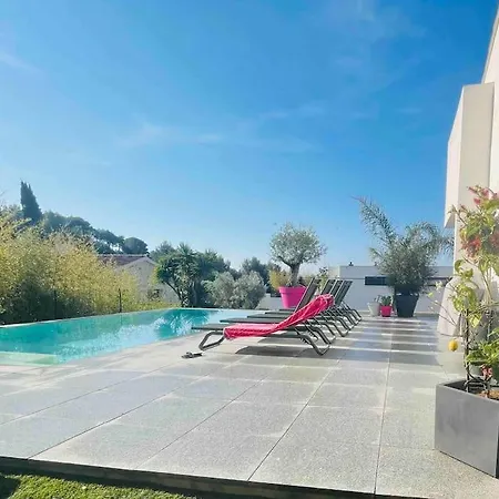 Splendide Villa, Piscine Miroir