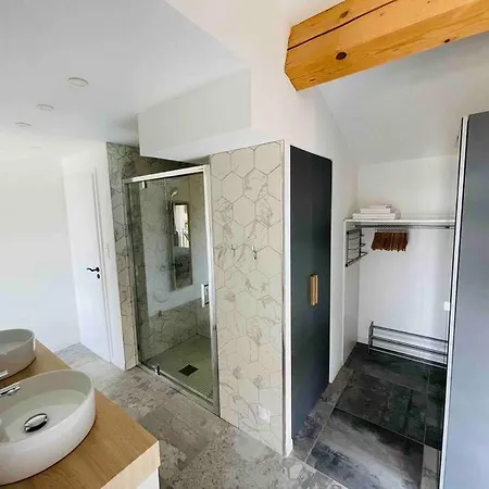 Splendide Villa, Piscine Miroir Bandol